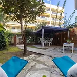 Apartment Moderno, Con Acceso Y Jardin Privado, Playa A 50 M *
