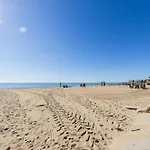 Moderno, Con Acceso Y Jardin Privado, Playa A 50 M Apartment