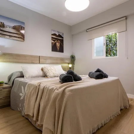 Moderno, Con Acceso Y Jardin Privado, Playa A 50 M Salou