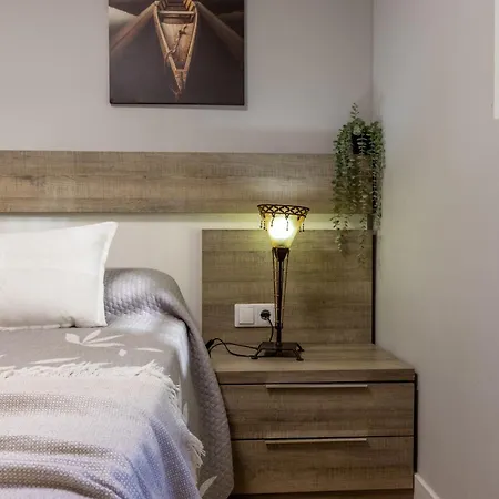 Daire Moderno, Con Acceso Y Jardin Privado, Playa A 50 M *