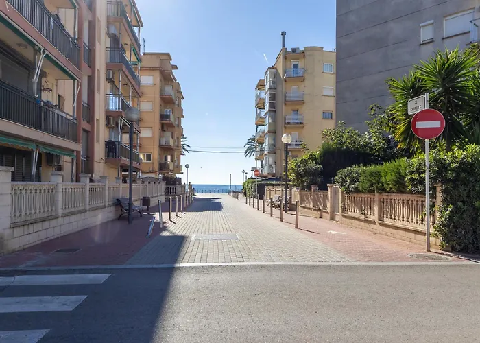 Alquiler Casa Con Jardin Privado A 100m De La Playa * Salou